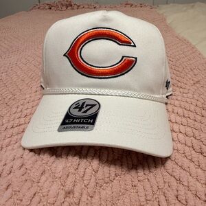 NWT White Chicago Bears Hitch 47 OSFA SnapBack Hat